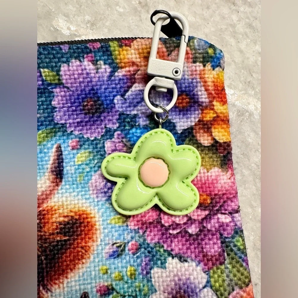 New Baby Highland Cow Makeup Cosmetic Tech Pencil Bag w/ Flower Charm - 8.75”
